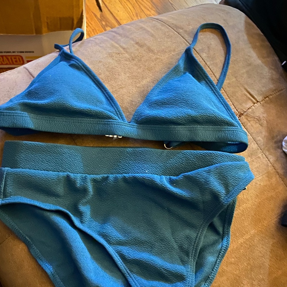 Bathing suit size small in blue